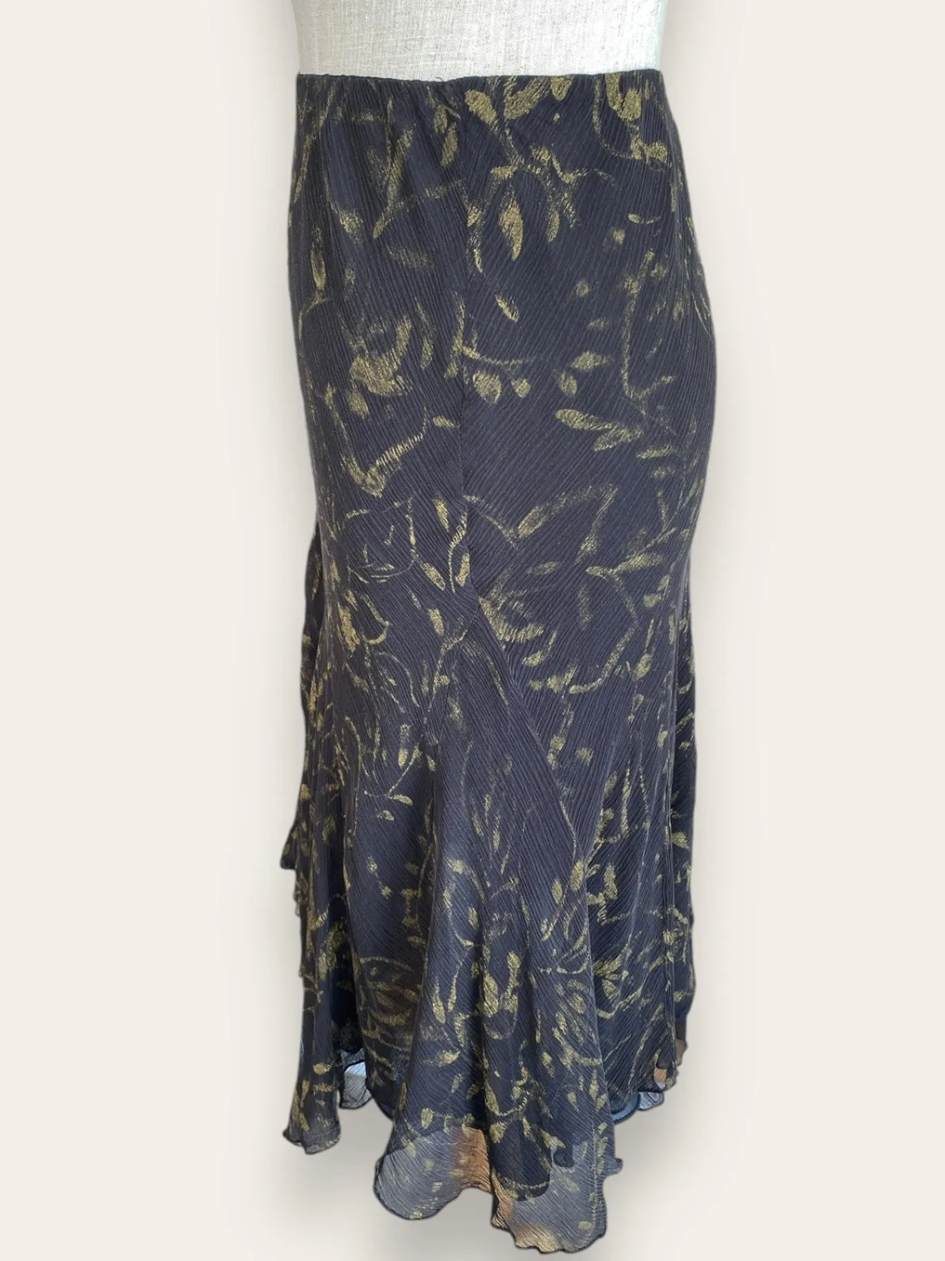 Ralph Lauren Black/Gold Pattern Skirt M