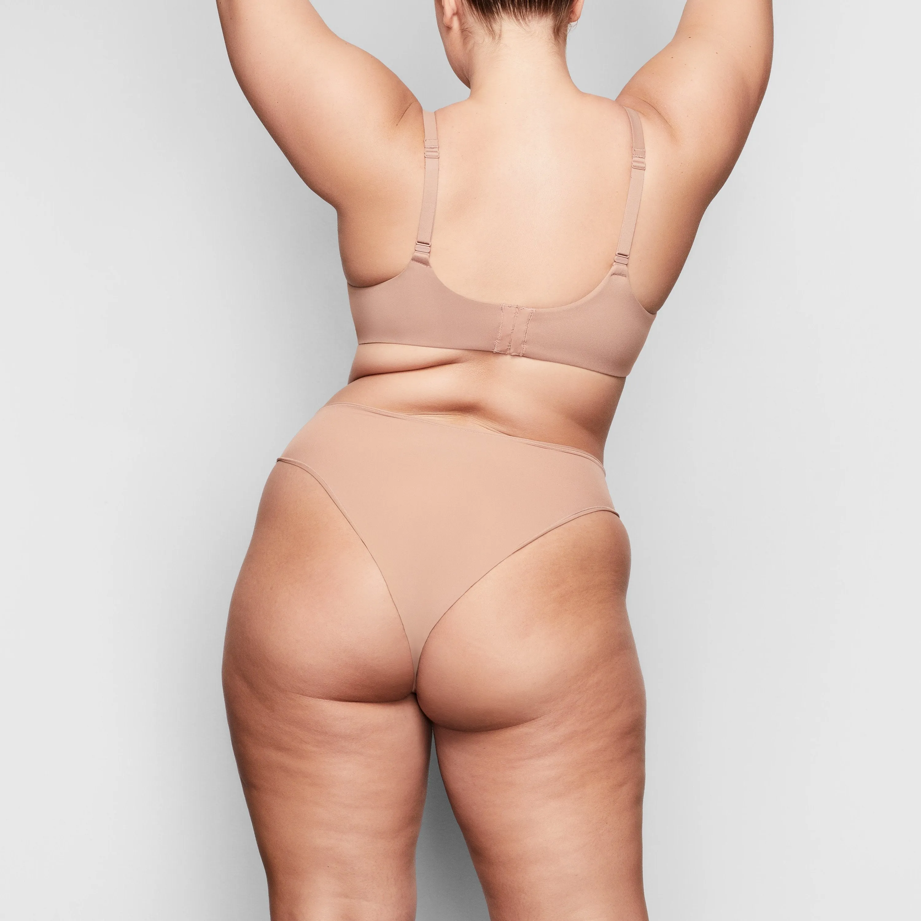 T-SHIRT PUSH UP BRA | SIENNA